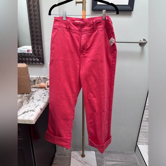 NWT Pilcro Relaxed Cuff Mid-Rise Straight-Leg Jeans in Teaberry - Picture 6 of 7